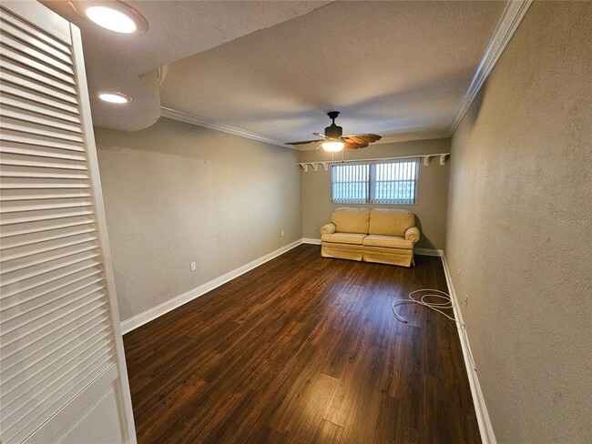 Building Photo - 6020 Shore Blvd S