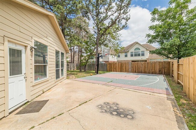 Building Photo - 8510 Brighton Lake Ln