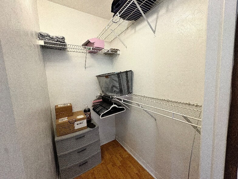 Building Photo - 4000 SW 23rd St