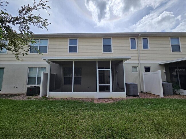 Building Photo - 3508 Sanctuary Dr