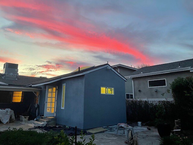 Building Photo - 808 N Valley St