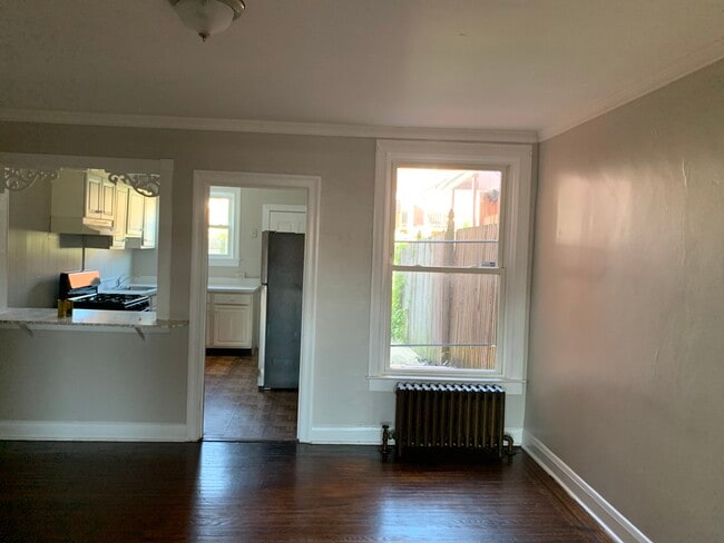 Building Photo - Griffis Avenue