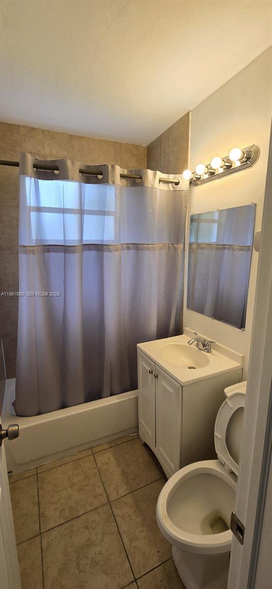 Building Photo - 1221 NW 23rd Terrace