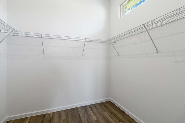 Building Photo - 4344 Jaslo Ave