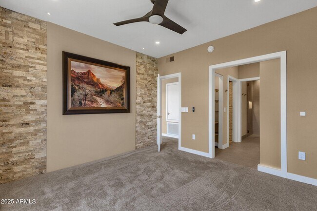 Building Photo - 13700 N Fountain Hills Blvd