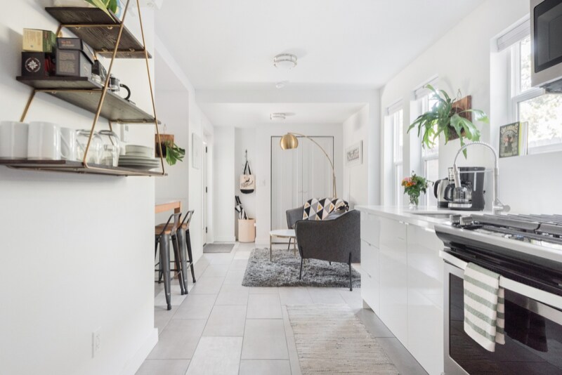 Building Photo - 6824 N Catlin Ave