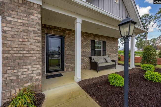 Building Photo - 102 Backspin Dr