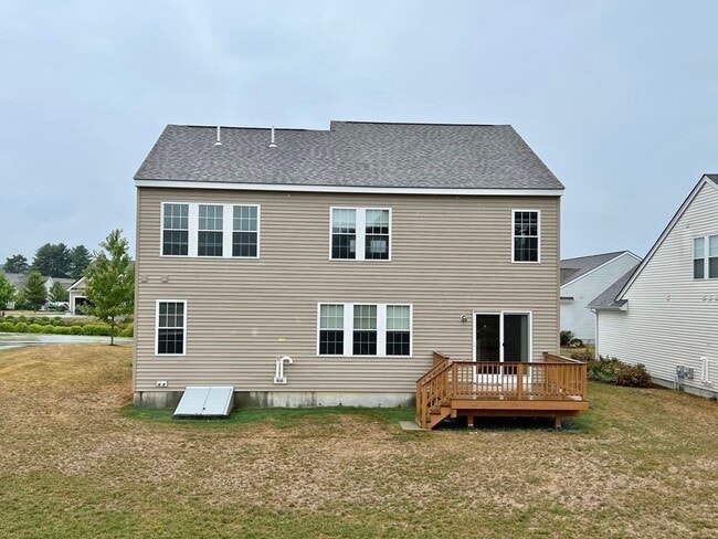 Building Photo - 8 Spicebush Ct