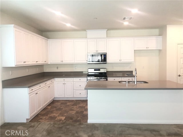Building Photo - 2735 E Howlett Ln