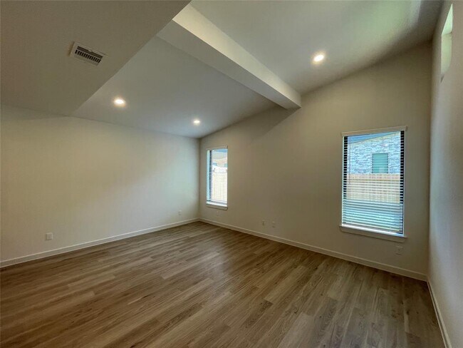 Building Photo - 2515 Appian Wy