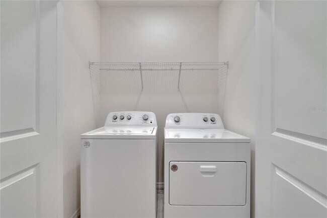 Building Photo - 1739 Woodleaf Hammock Ct