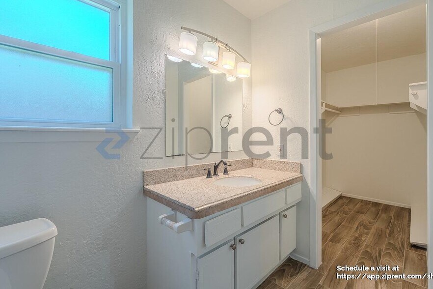 Building Photo - 958 Wavecrest Ln