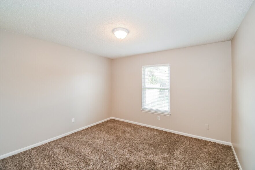 Building Photo - 4359 Hanging Moss Dr