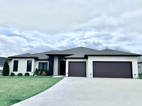 Building Photo - 1301 Haxby Ct