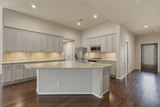 Building Photo - 12507 Fort Isabella Dr