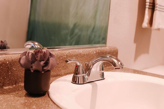 Building Photo - Life Just Got Better Come See For Yourself...