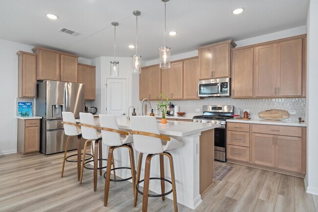 Building Photo - 1617 Purple Martin Dr