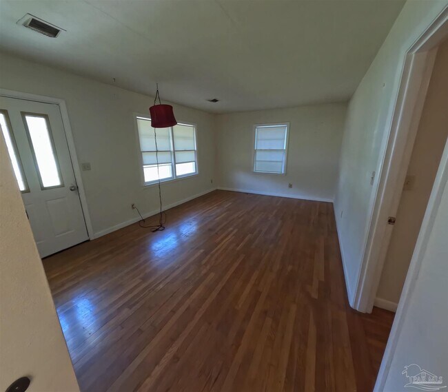 Building Photo - 3814 Gerhardt Dr