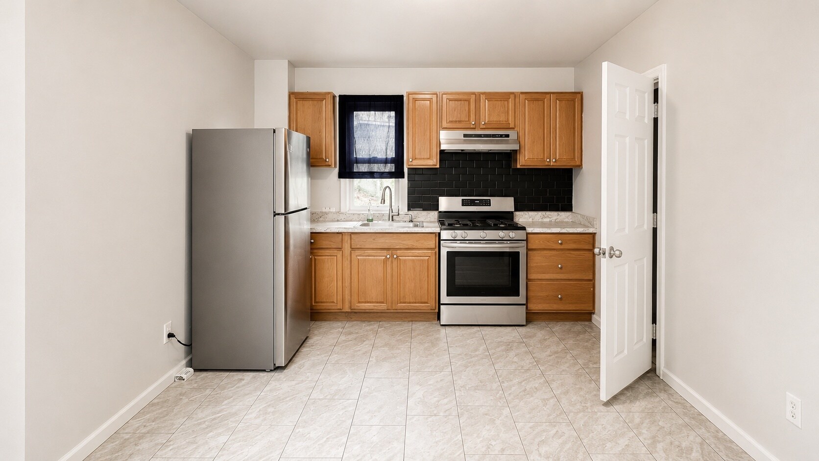 KITCHEN - 732 S 15th St