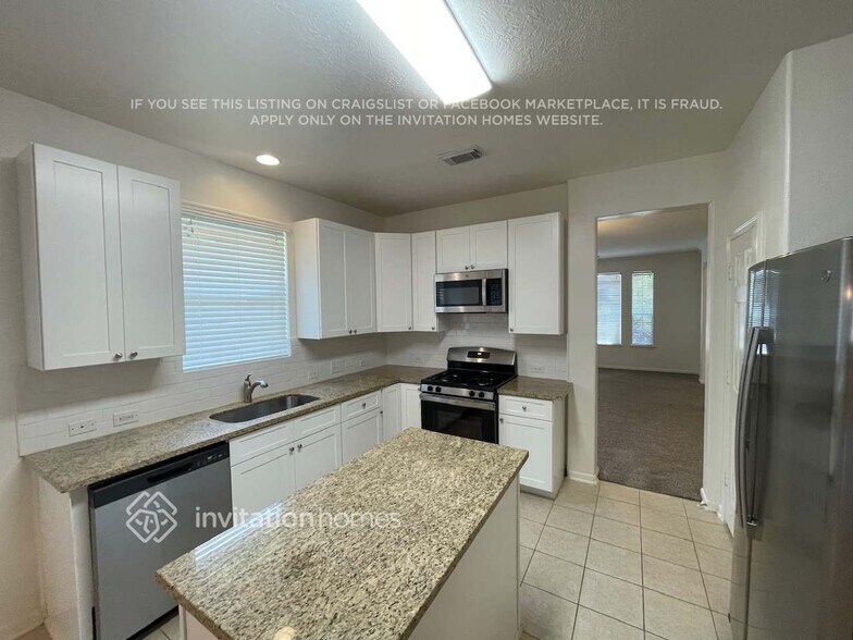 Building Photo - 16818 Tranquility Park Dr