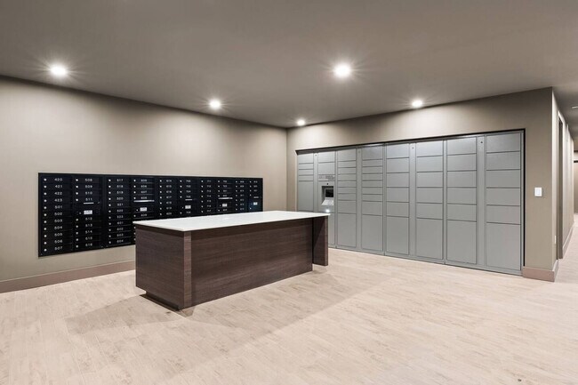 Building Photo - 51 South Broadway-SI FL4-ID1380128P
