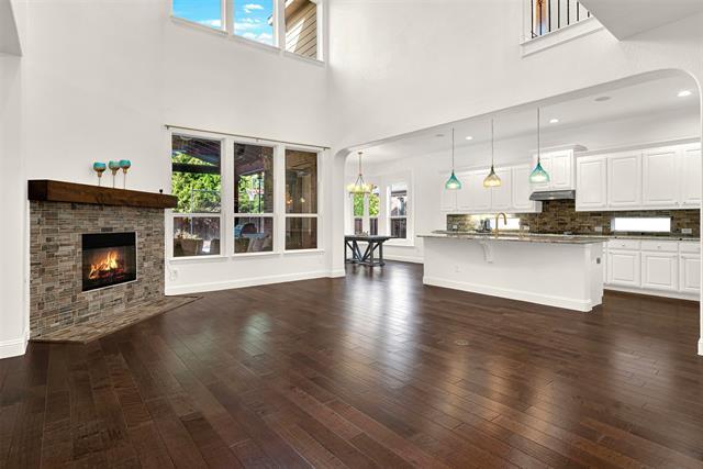 Building Photo - 6925 Mercy Rd