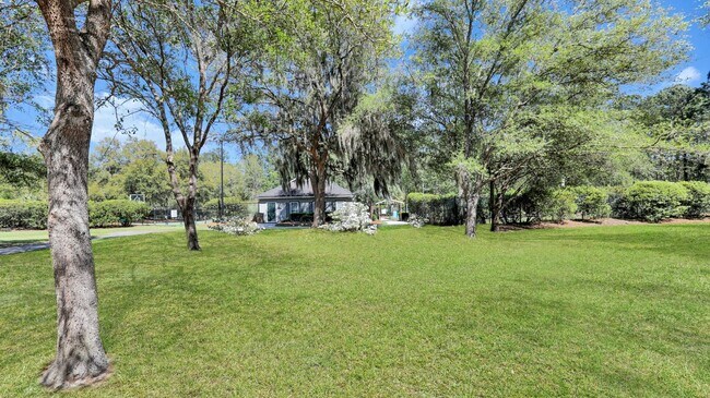 Building Photo - Beautiful Home for Lease in Buckhead