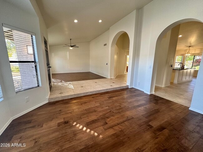 Building Photo - 3618 E Goldfinch Gate Ln