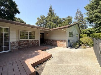 Building Photo - Stunning 4-Bedroom Home with Pool, Solar P...