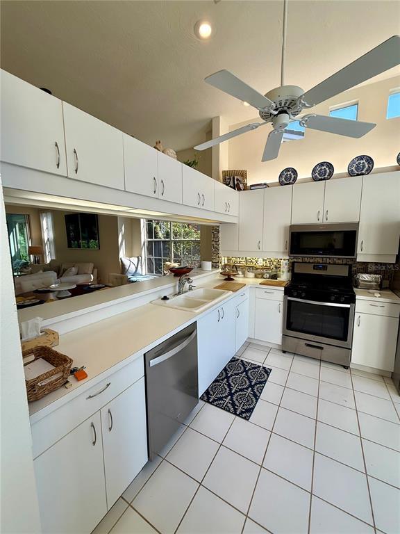 Building Photo - 7628 Whitebridge Glen