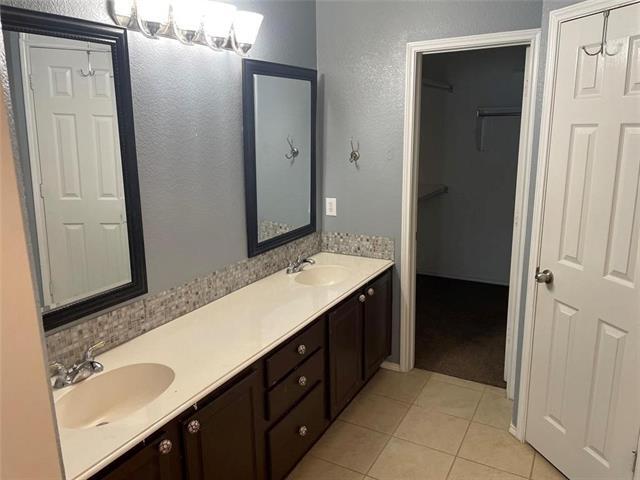 Building Photo - 4624 Matthew Dr