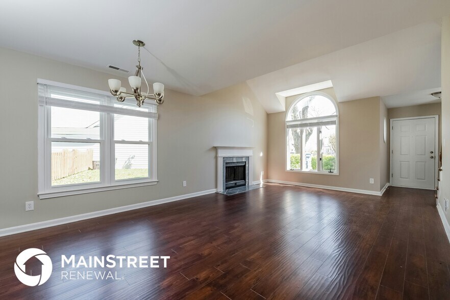 Building Photo - 4517 Spring Bay Ct