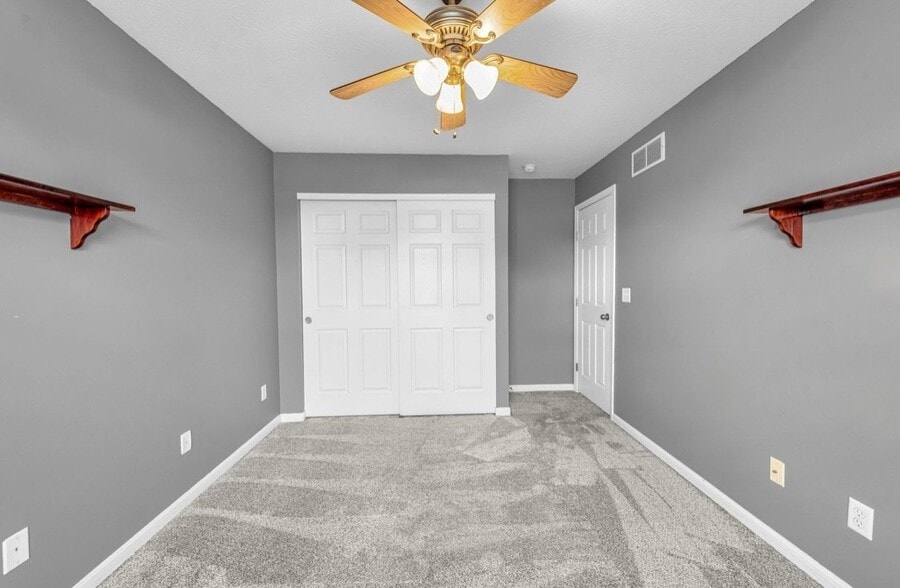 Building Photo - 3077 Cypress Hill Dr