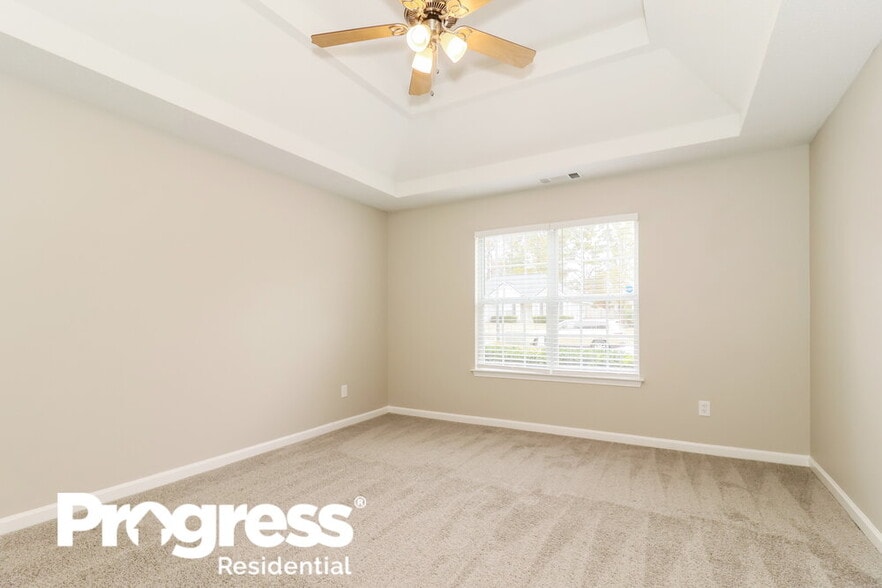 Building Photo - 3328 Metro Way SW