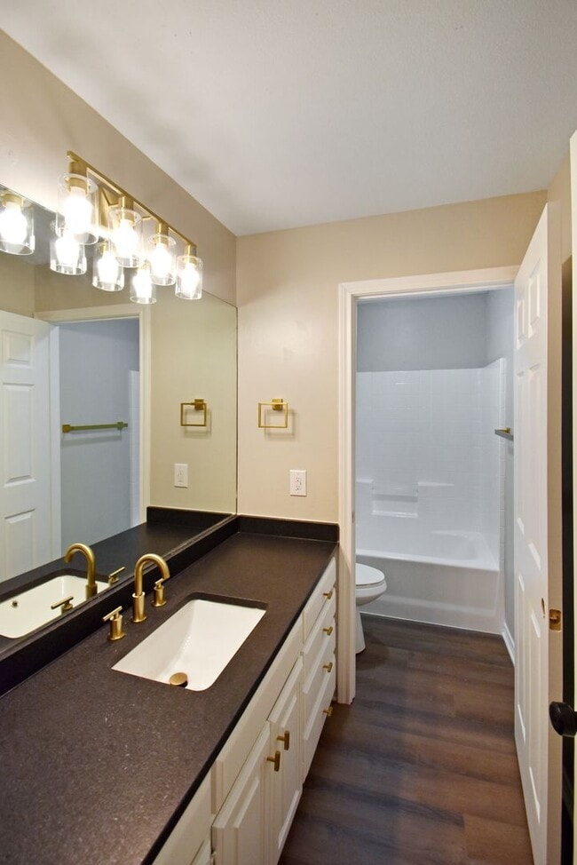 Building Photo - Tour Today! Stunning 3 Bedroom Remodel on 2 Acres!