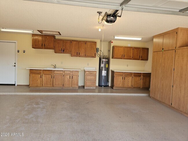 Building Photo - 3337 W Kristal Way
