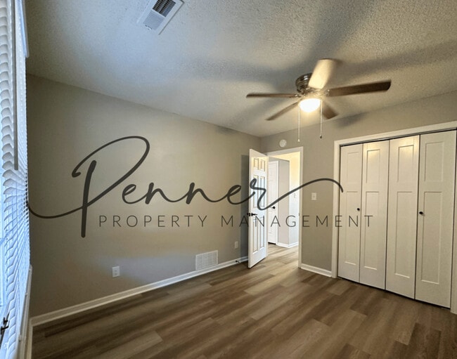 Building Photo - 105 SW 20th St