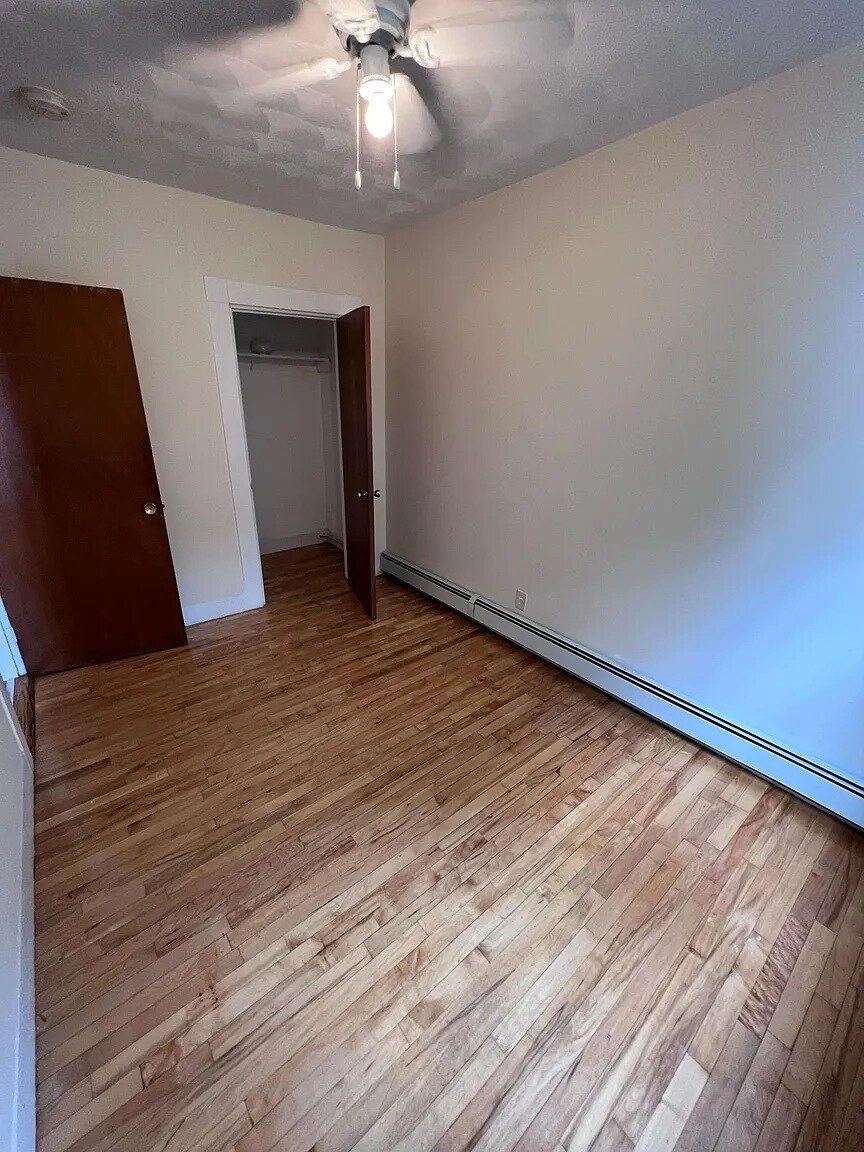 Building Photo - 82 Hampshire St