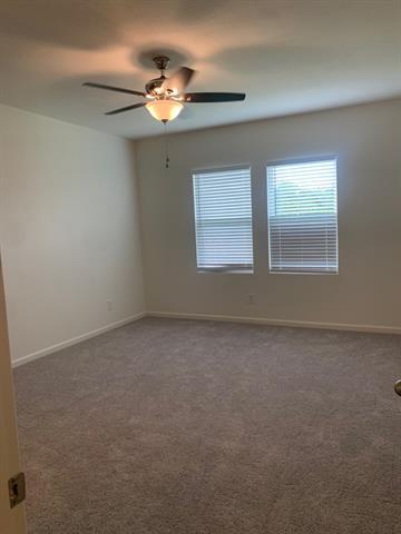Building Photo - 822 Lexington Ln