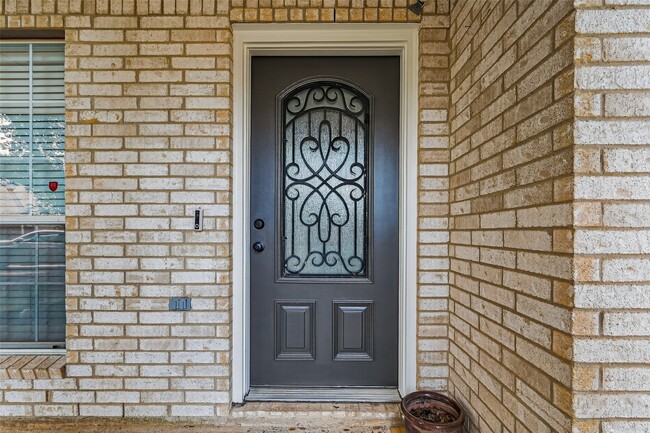 Building Photo - 6654 Stonefort Ct