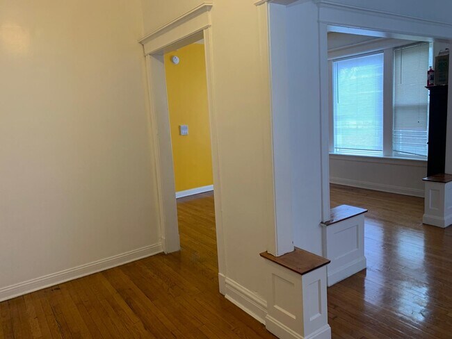 Building Photo - 4841 S Evans Ave