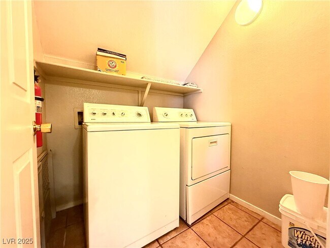 Building Photo - 8436 Orchard Ridge Ave