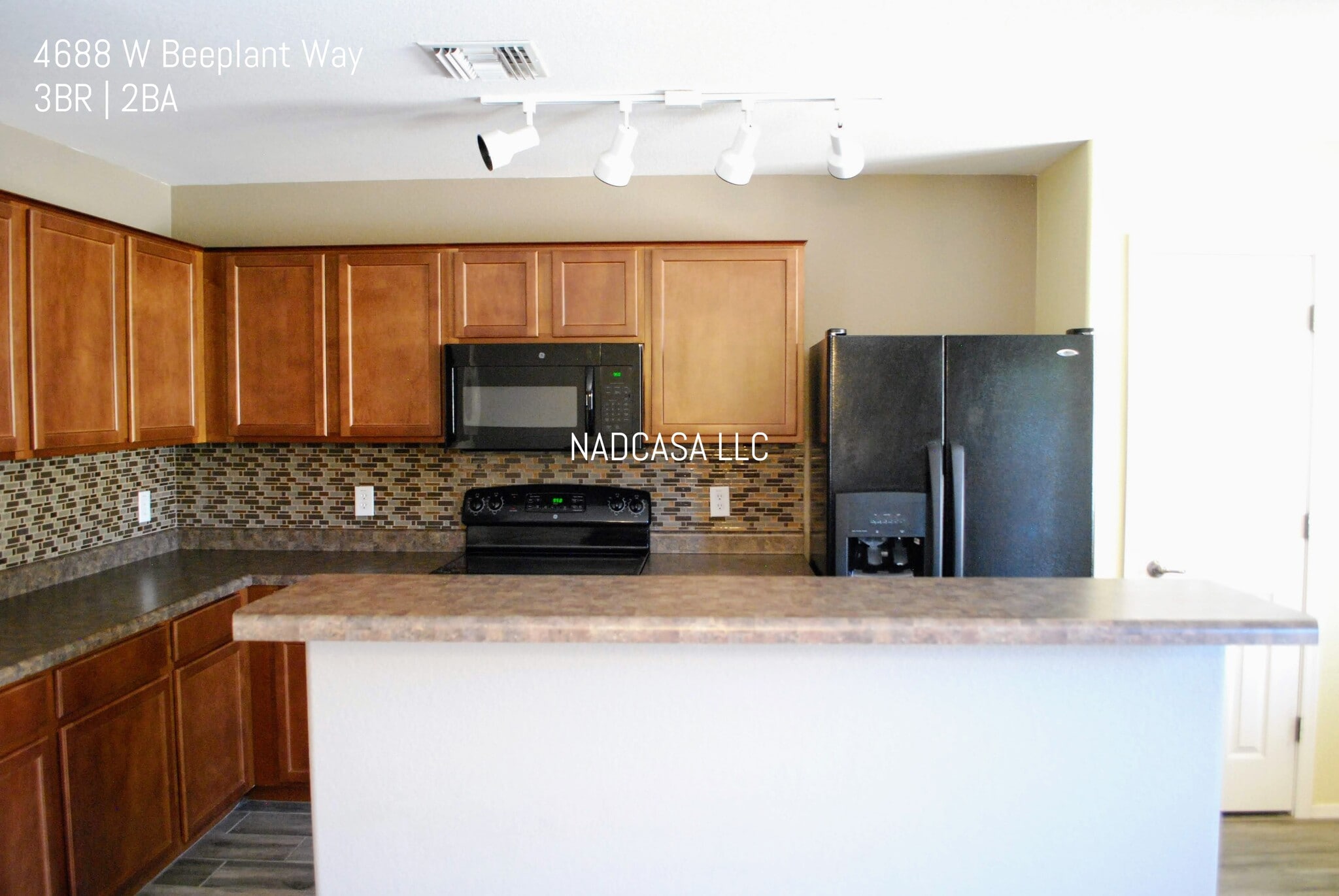 Building Photo - 4688 W Beeplant Way