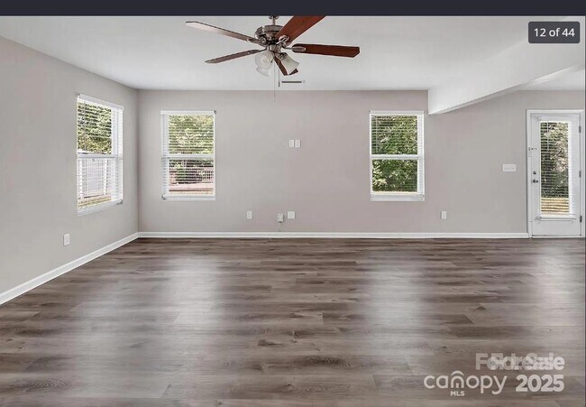 Building Photo - 2751 Bramble Ridge Ct