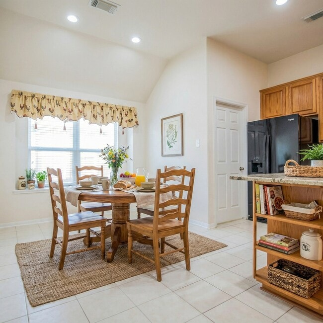 Building Photo - 187 Fairwind Trail Dr