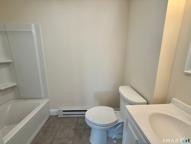 Building Photo - 11 Starr Ave