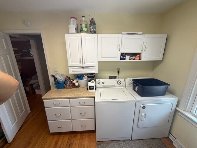 Building Photo - Charming 2 Bedroom Home with Spacious Yard in Henrico!