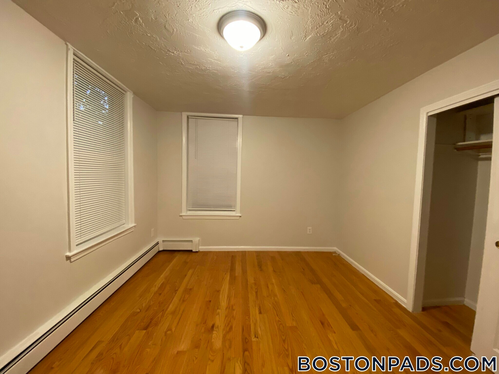 Building Photo - 33 Rockland St