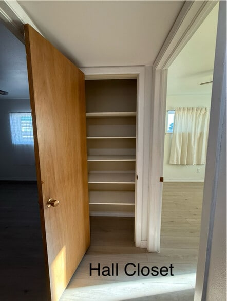 Building Photo - 277 Vista Rio Cir