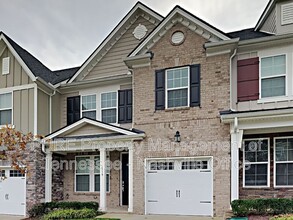 Building Photo - 819 Kennear Ln